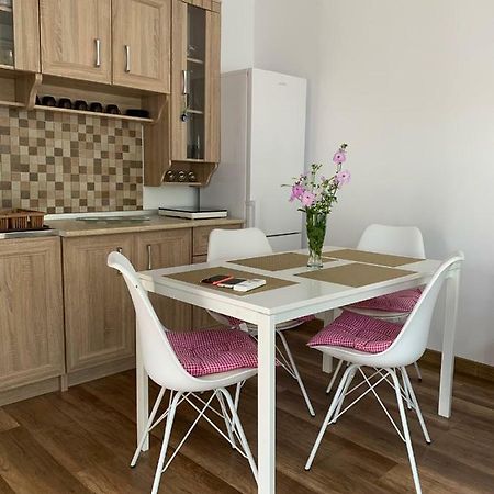 Zeino Place Apartment Constanta Exterior photo